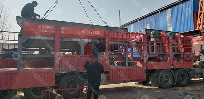 廣西1516型滾軸篩客戶現(xiàn)場